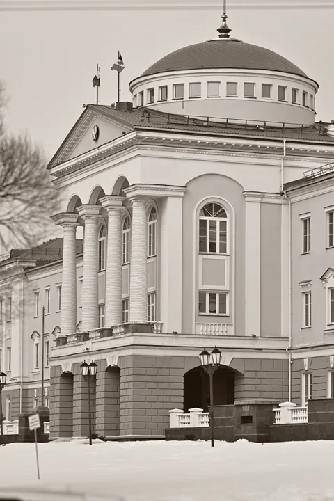 Ижевск в черно-белом 2026г., кадр 14